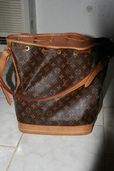 sacoche louis vuitton v|sac louis vuitton site officiel.